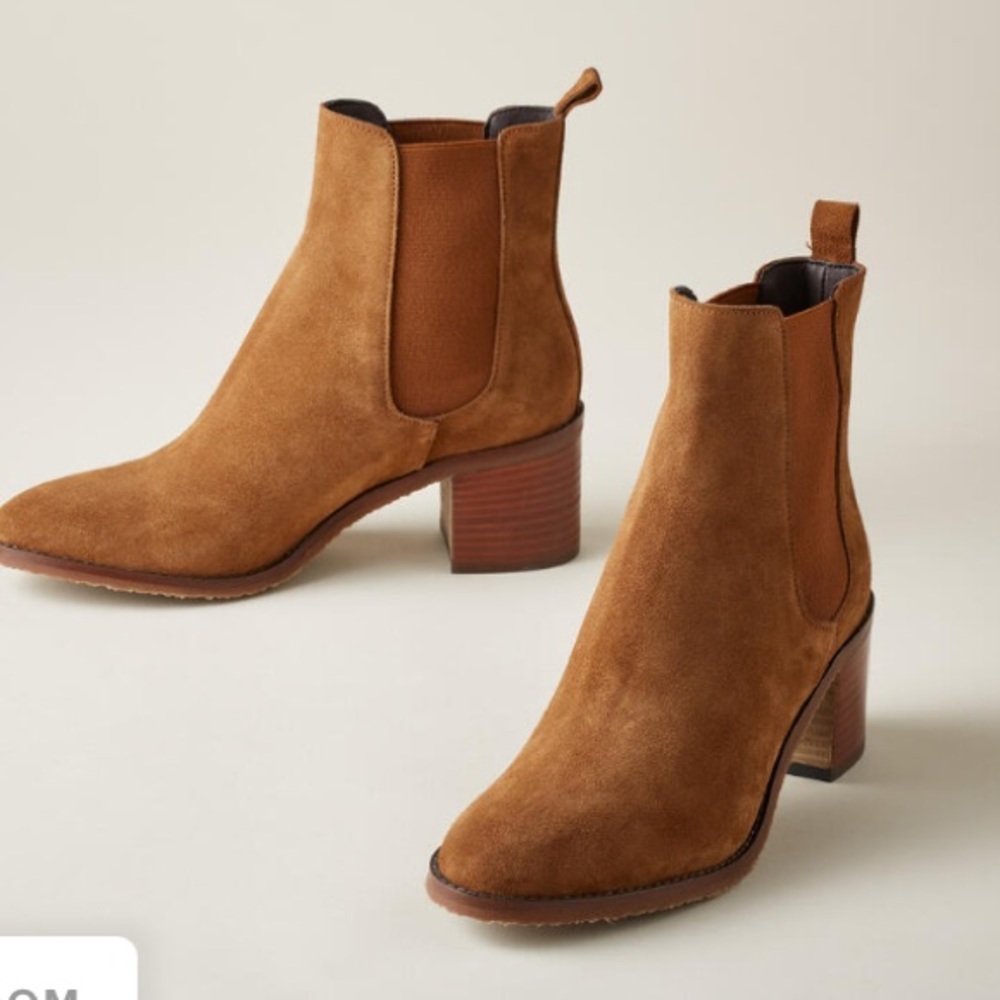Sundance Seymour suede boots 9